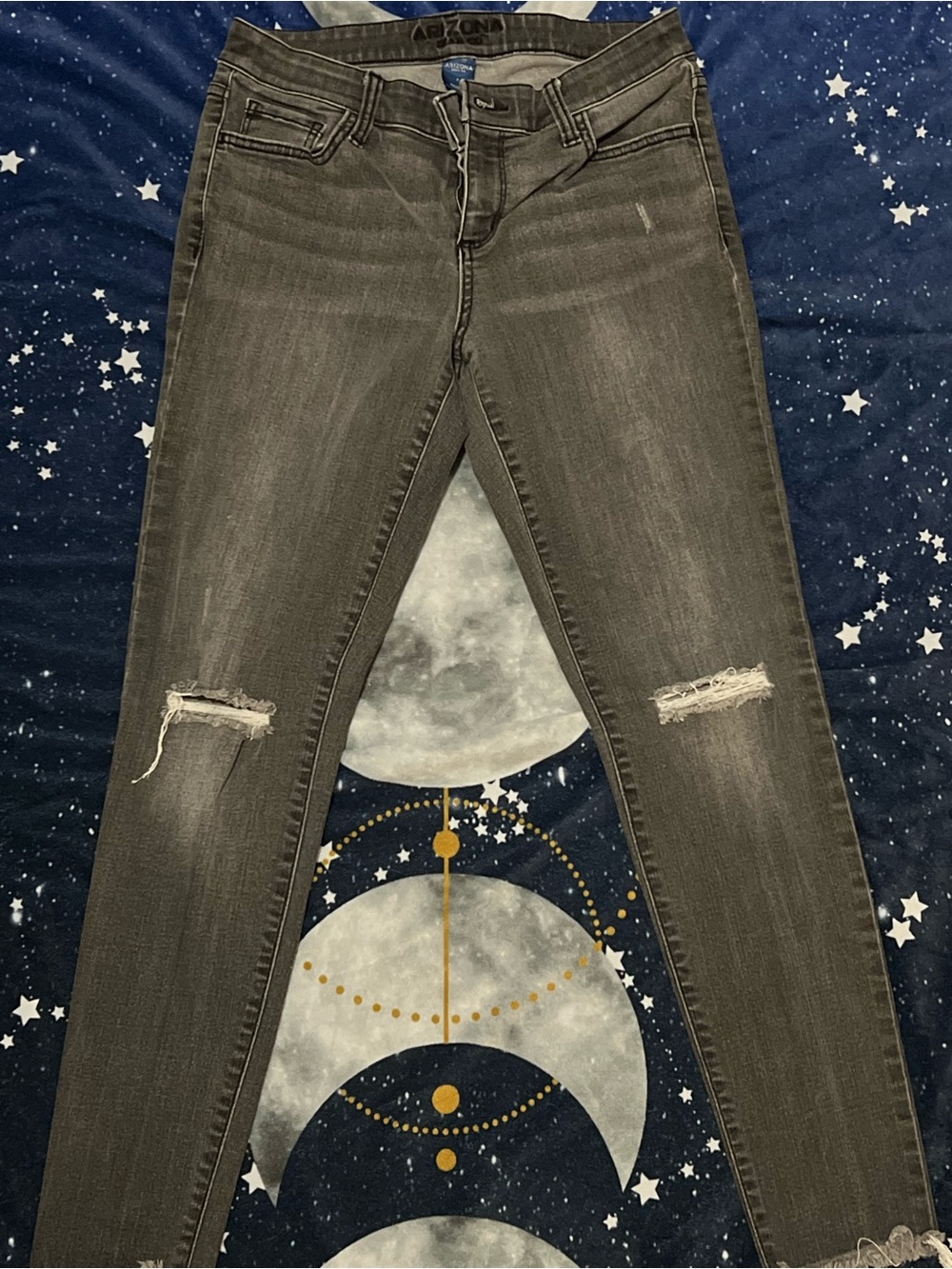 Arizona Jean Company Charcoal Gray Distressed Skinny Jeans